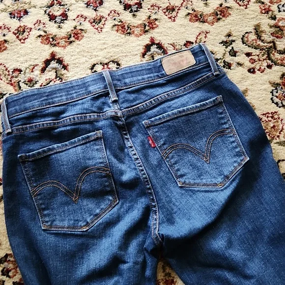 LEVI'S jeans perfect fit straight leg Size 8 - Picture 5 of 5